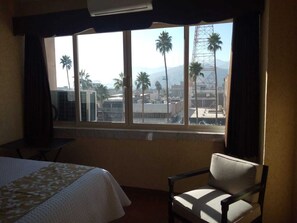 Luxury Room, 2 Double Beds, City View | Iron/ironing board, free WiFi, bed sheets - Hotel Rio Nazas (Torreón)