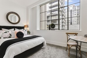 Apartment, 1 Queen Bed - Hobson Street 1 Bedroom by Urban Butler - by Urban Butler (Auckland)