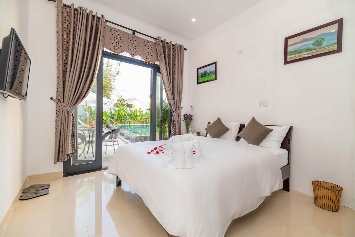 Standard Double Room, 1 Bedroom, Pool View