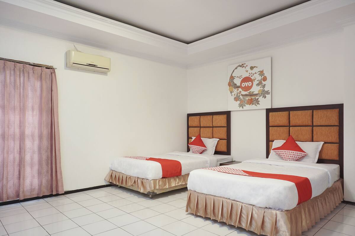 Kamar Twin Deluks, 2 Tempat Tidur Twin, Bebas Asap Rokok | Meja kerja, Wi-Fi gratis, dan seprai linen