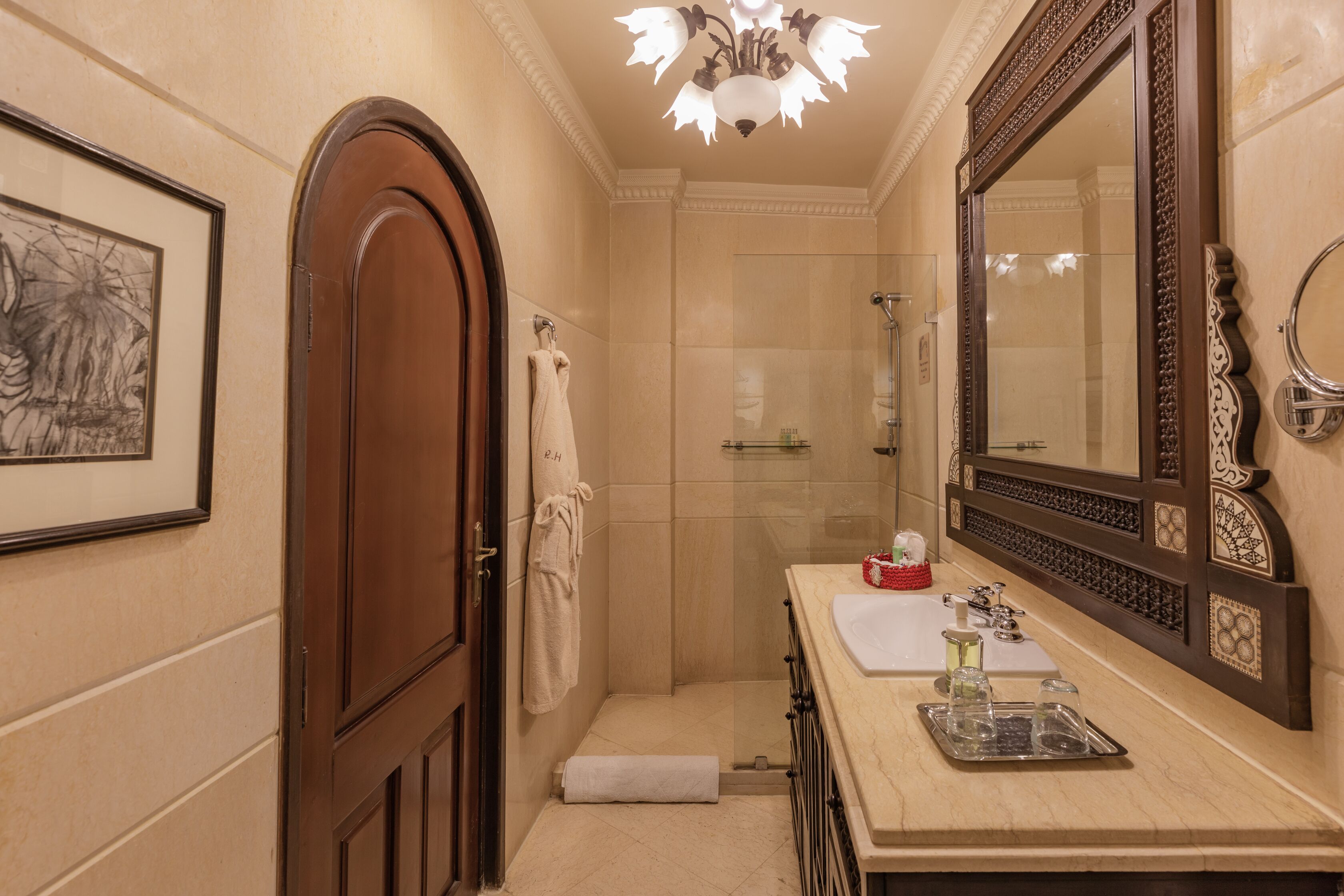 superior suite | bathroom | shower, free toiletries, hair dryer, bathrobes