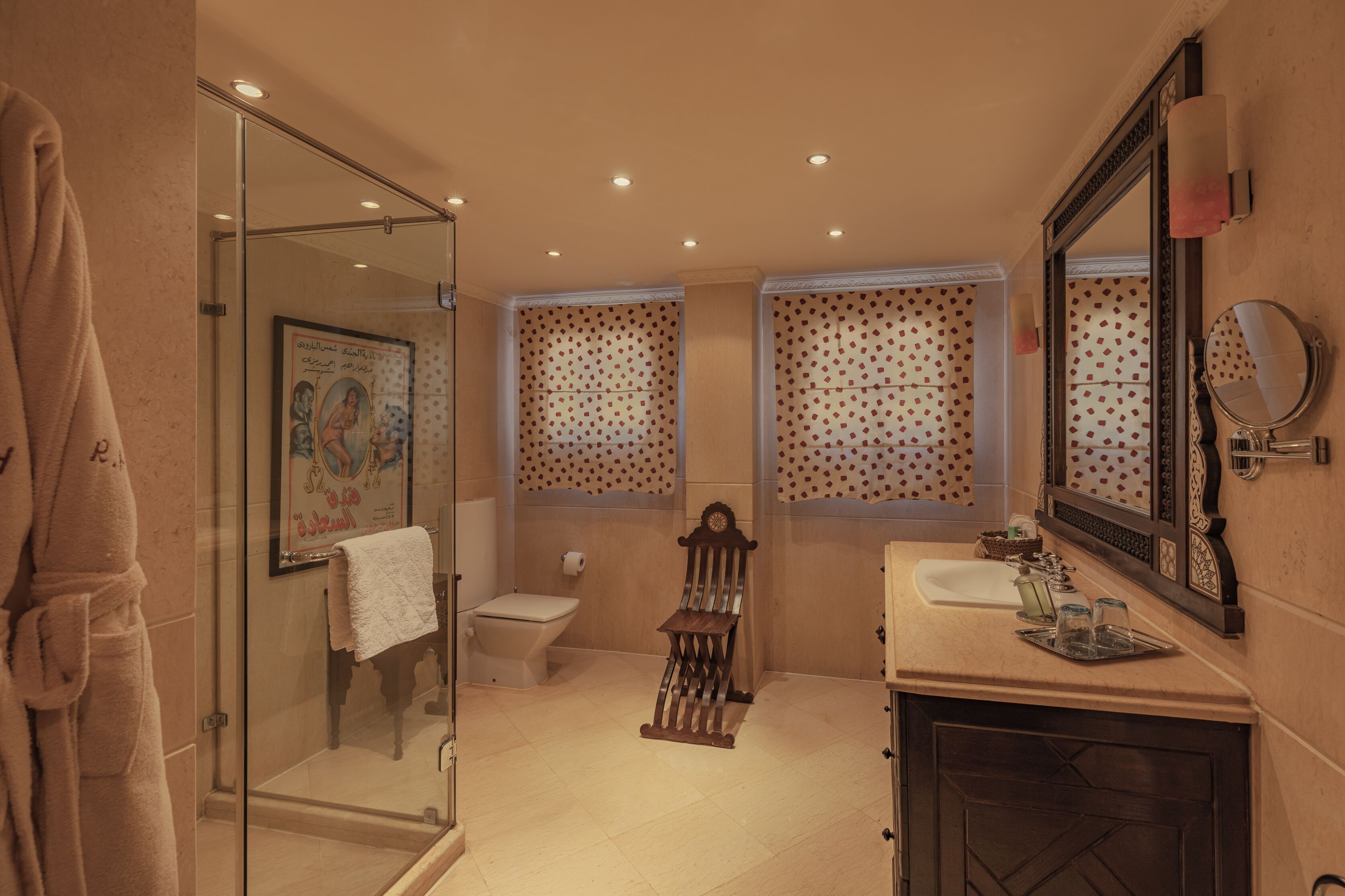 deluxe suite | bathroom | shower, free toiletries, hair dryer, bathrobes
