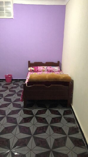 Double or Twin Room, Shared Bathroom | In-room safe, iron/ironing board, free cribs/infant beds, free WiFi - Villa Bianchi (Al-'Amriyah)