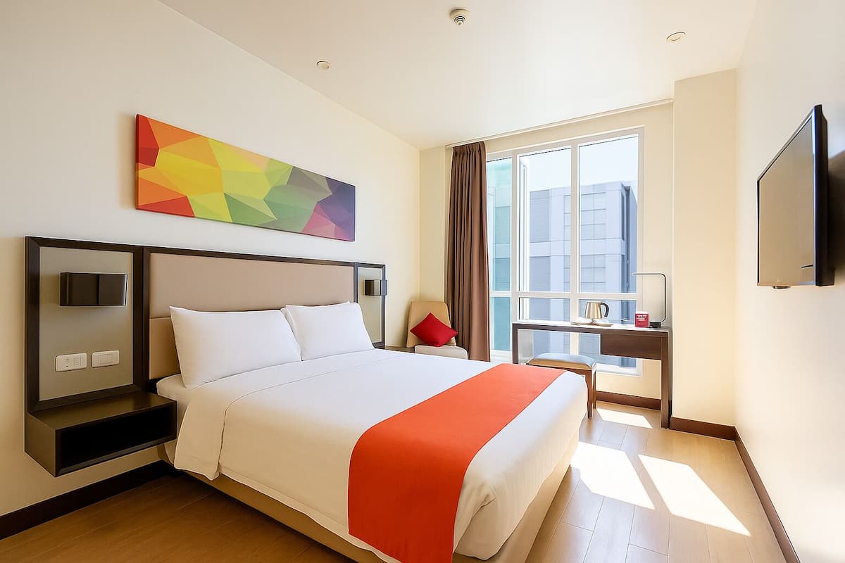 Standard Queen Room