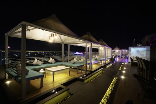 Brilliant Hotel & Convention Center