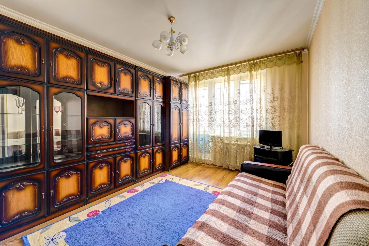 Bügeleisen/Bügelbrett, kostenloses WLAN, Bettwäsche