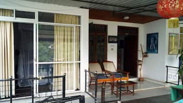 Budget Double Room | Room amenity
