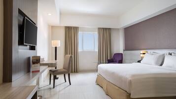 Minibar, skrivbord, ljudisolering och extrasängar