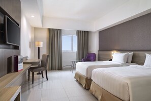 Minibar, Schreibtisch, schallisolierte Zimmer, Zustellbetten