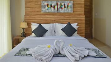 Villa, 2 Bedrooms | 2 bedrooms, iron/ironing board, rollaway beds