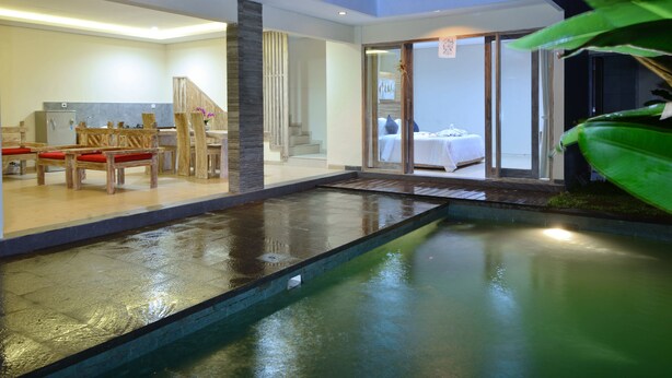 Private pool - Krisandi House Jimbaran (Kedonganan)