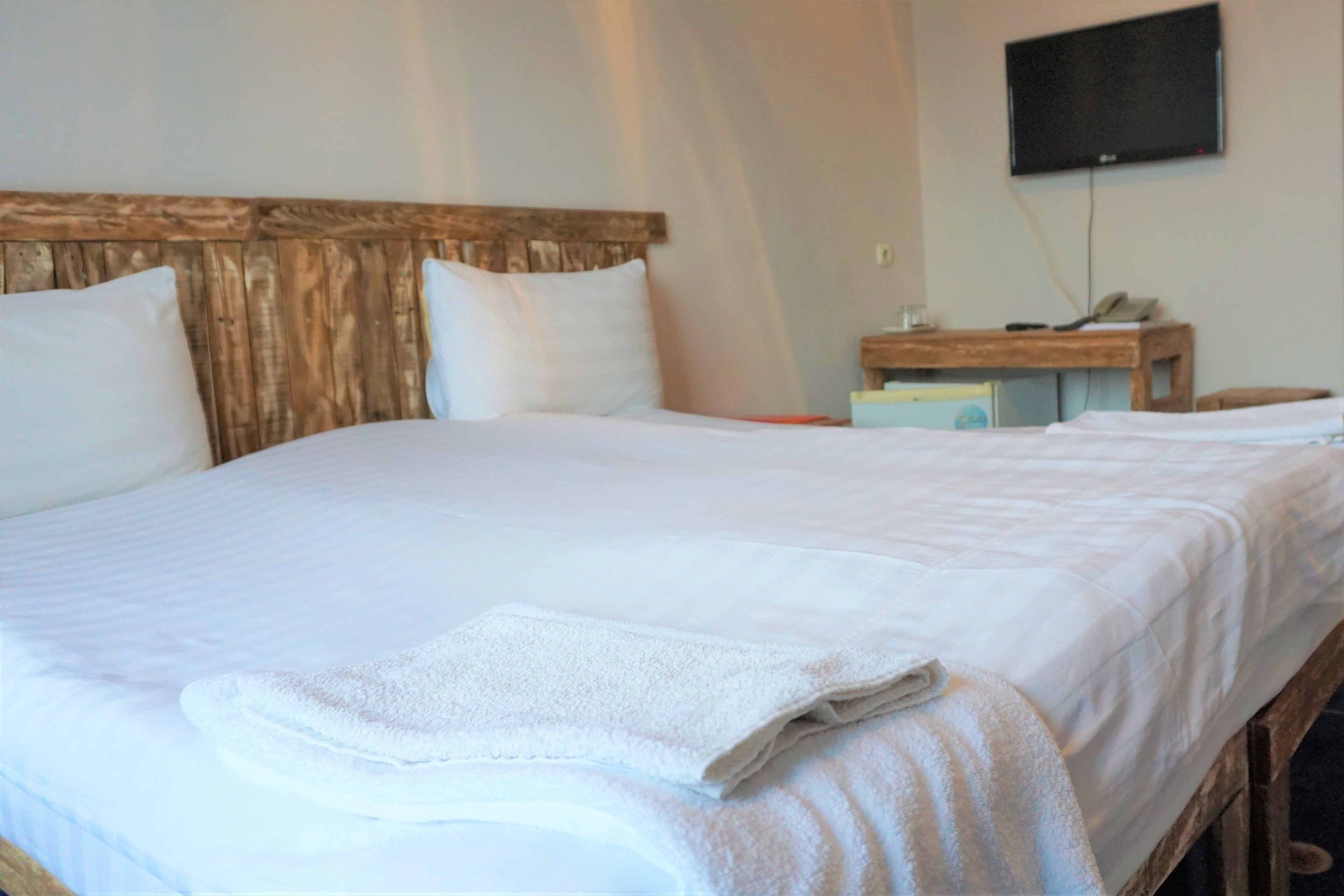 Standard Double or Twin Room | In-room safe, free WiFi, bed sheets