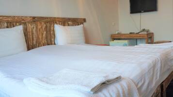 Standard Double or Twin Room | In-room safe, free WiFi, bed sheets