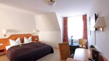 Minibar, coffres-forts dans les chambres, bureau, chambres insonorisées