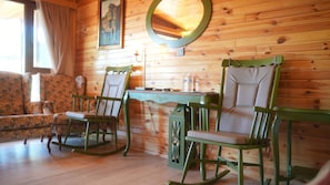 Bungalow, massasjebadekar | 3 soverom, wi-fi (inkludert) og sengetøy