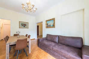 Apartment | Living room