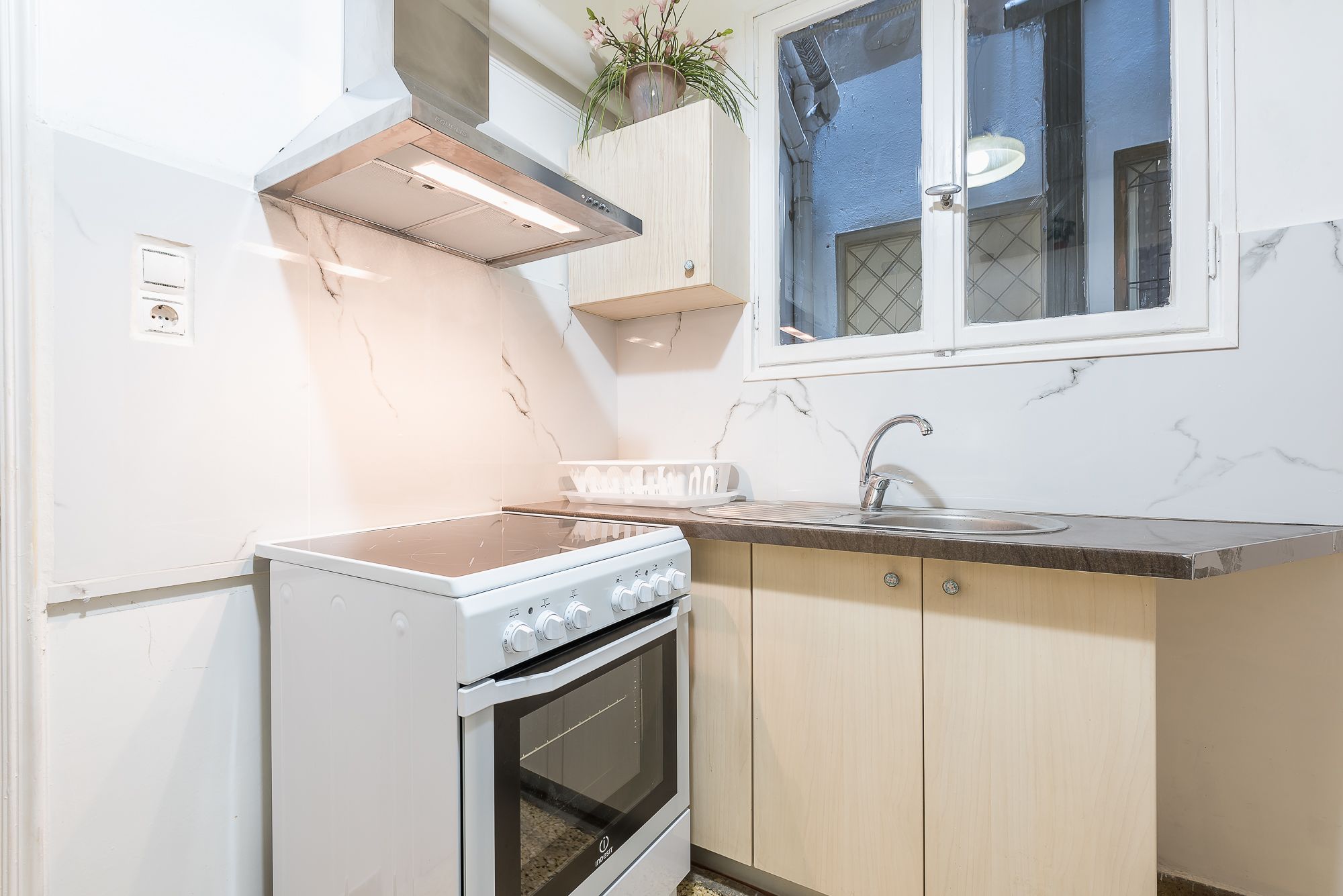 Apartment | Private kitchen | Fridge, oven, stovetop, espresso maker