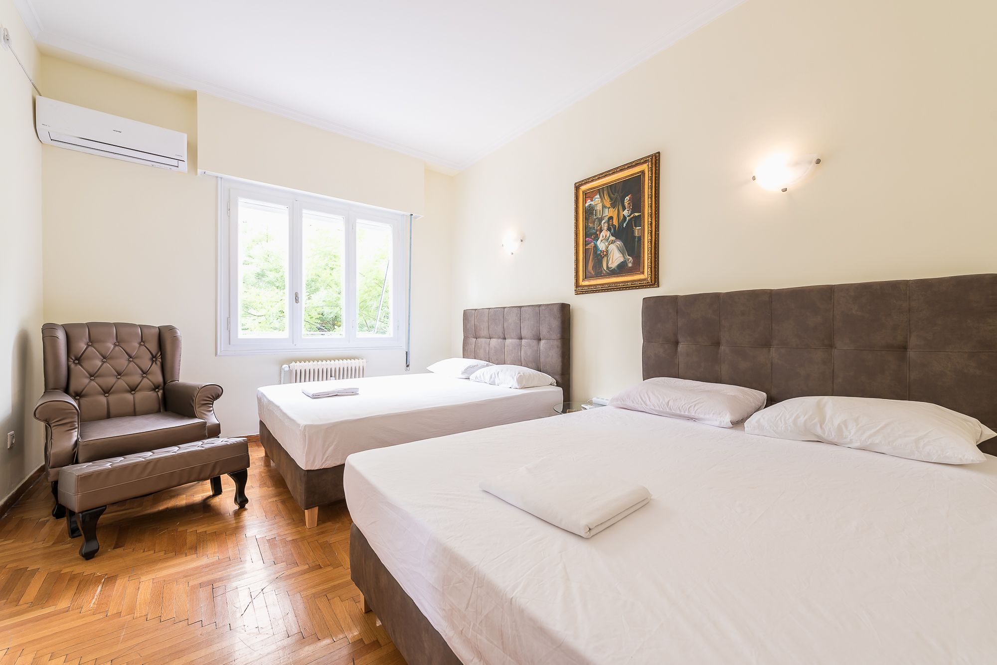 Apartment | Iron/ironing board, bed sheets