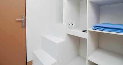 Kamar Keluarga Syariah Cendrawasih