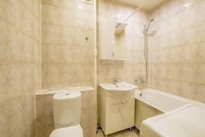 Apartment | Bathroom