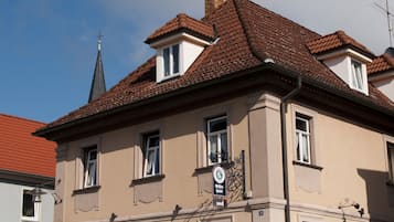 Majoituspaikan julkisivu