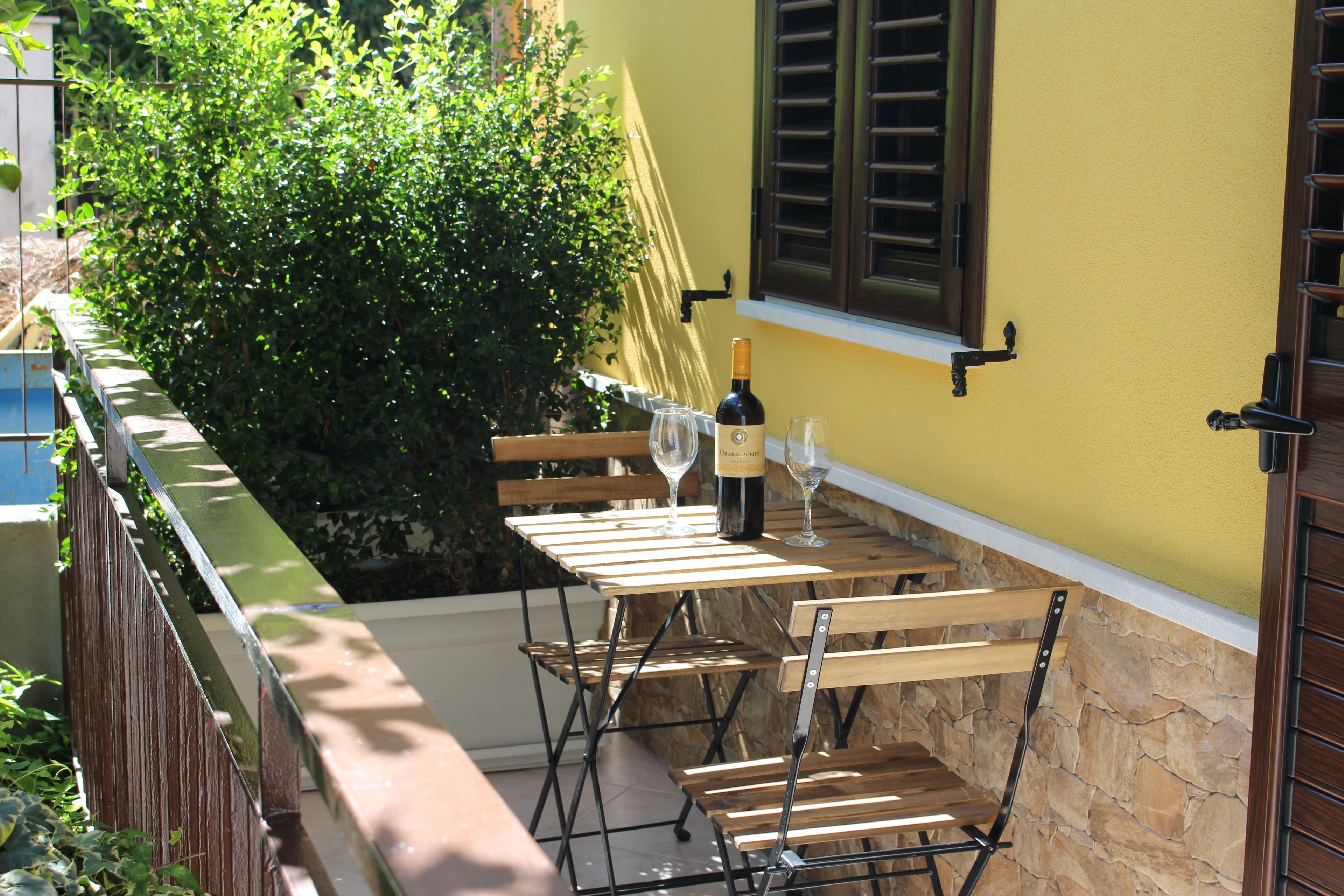 Camera tripla | Balcone