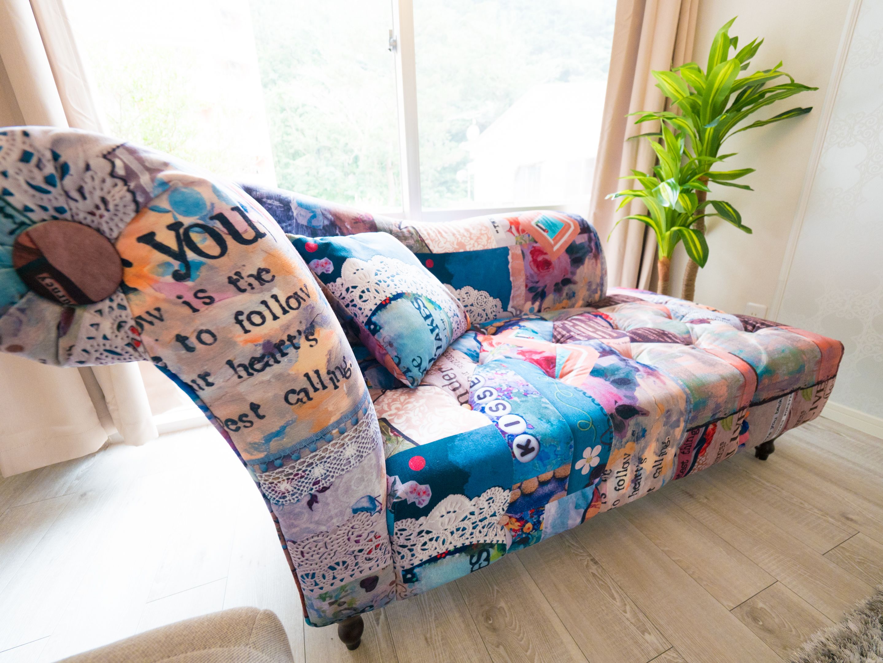 베이직 빌라, 금연 | 거실 공간 | 평면 TV