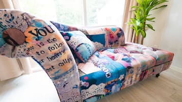 Basic Villa, Non Smoking | Living area | Flat-screen TV