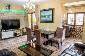 Deluxe Apartment, 3 Bedrooms, Sea View | Living area | LCD TV - Apartments R. (Tivat)