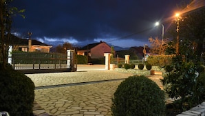 Unclassified image, 2 of 84, button - Apartments R. (Tivat)