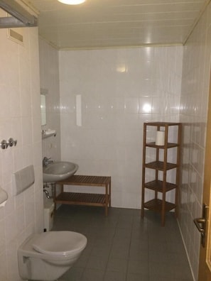 Doppelzimmer | Badezimmer