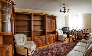 Standard Apartment, 1 King Bed with Sofa bed, Non Smoking | Desk, iron/ironing board, free WiFi, bed sheets