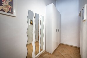 Wardrobe - Flospirit - Apartments Gioberti (Florence)
