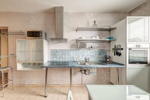 Standard Apartment, 1 King Bed with Sofa bed, Non Smoking | Desk, iron/ironing board, free WiFi, bed sheets - Domumetro Apartment on Varshavskoye (Moscow)