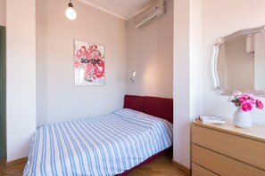Deluxe Apartment, 1 Bedroom, City View | 1 bedroom, iron/ironing board, free cots/infant beds, free WiFi - Flospirit - Penthouse with City View (Florence)
