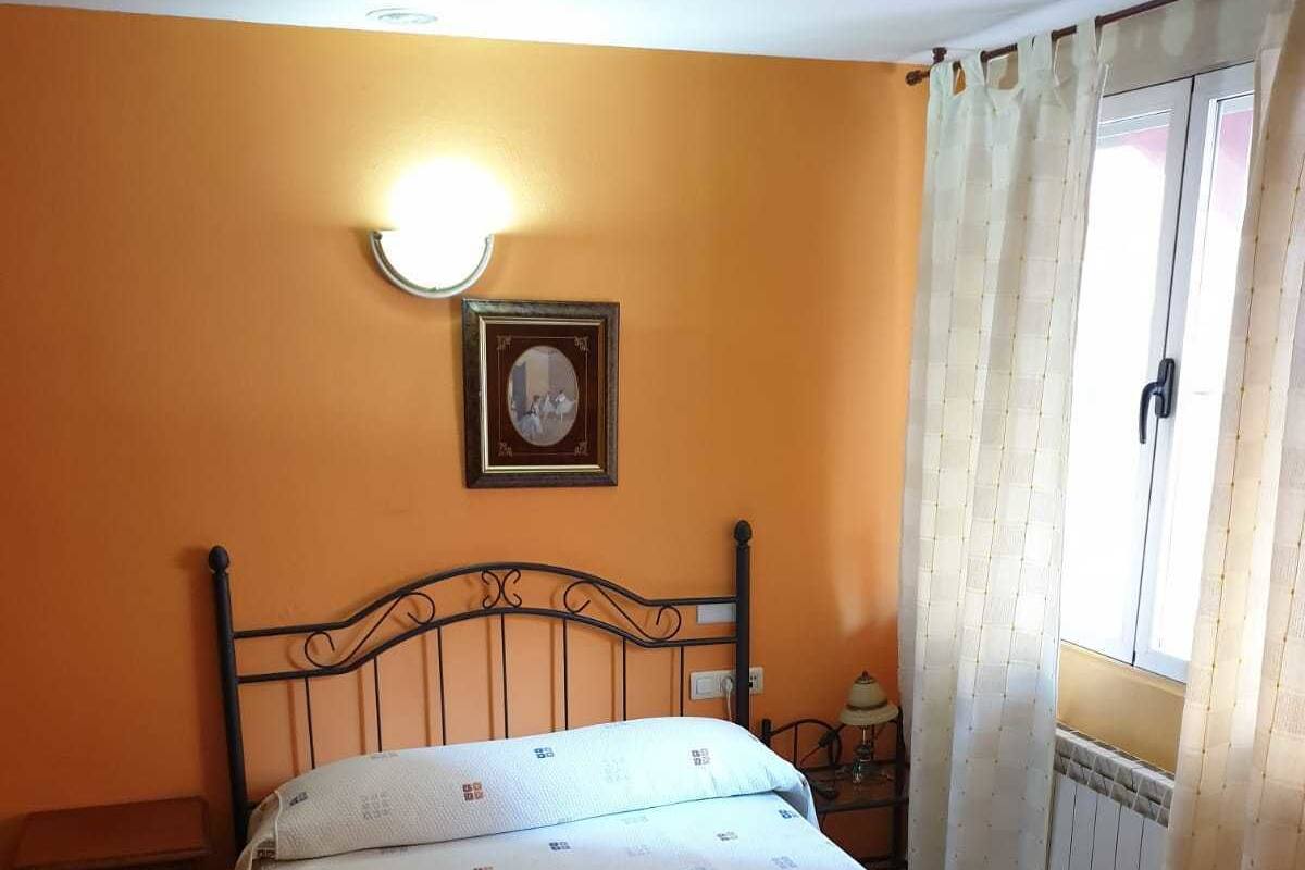 Quarto casal | Escrivaninha, camas extras/dobráveis (sobretaxa), Wi-Fi de cortesia
