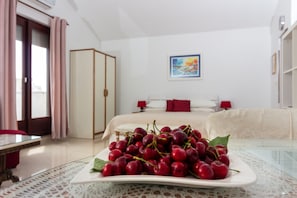 Studio, Pool View | In-room safe, desk, blackout drapes, soundproofing - Apartments Song (Split)