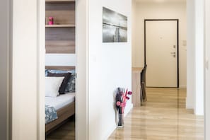 Apartamento Confort, 2 habitaciones, terraza (A6) | Zona de estar | Una televisión de pantalla plana