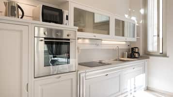 Apartment, 1 Bedroom, Non Smoking | Private kitchen