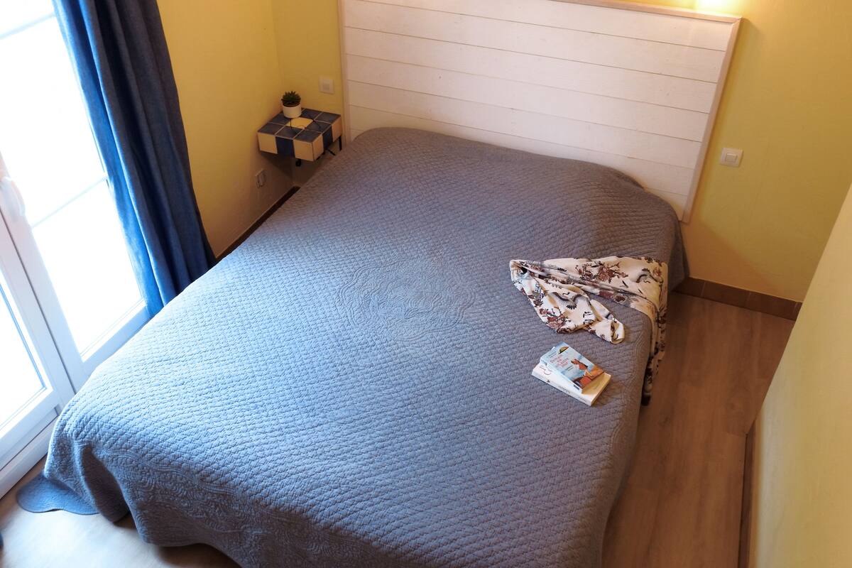 1 slaapkamer, luxe beddengoed, bedden met traagschuimmatrassen