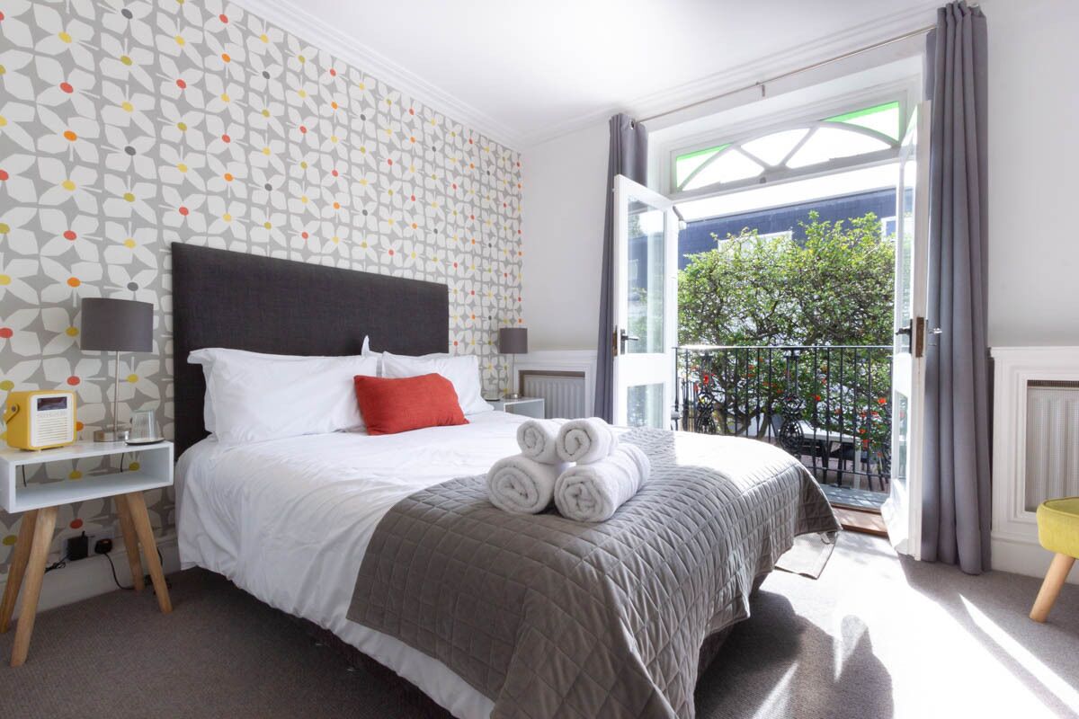 luxury king room, balcony | 1 bedroom, individually furnished, free wifi, bed sheets