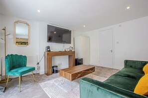 Luxury Studio Suite - The White House (Brighton)