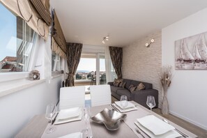 Departamento Deluxe, Terraza, vista al mar (Villa Zora A3) | Café y/o cafetera