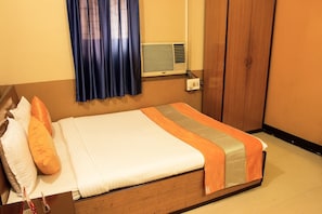 Chambre double ou avec lits jumeaux | Système d’insonorisation, accès au Wi-Fi (inclus)