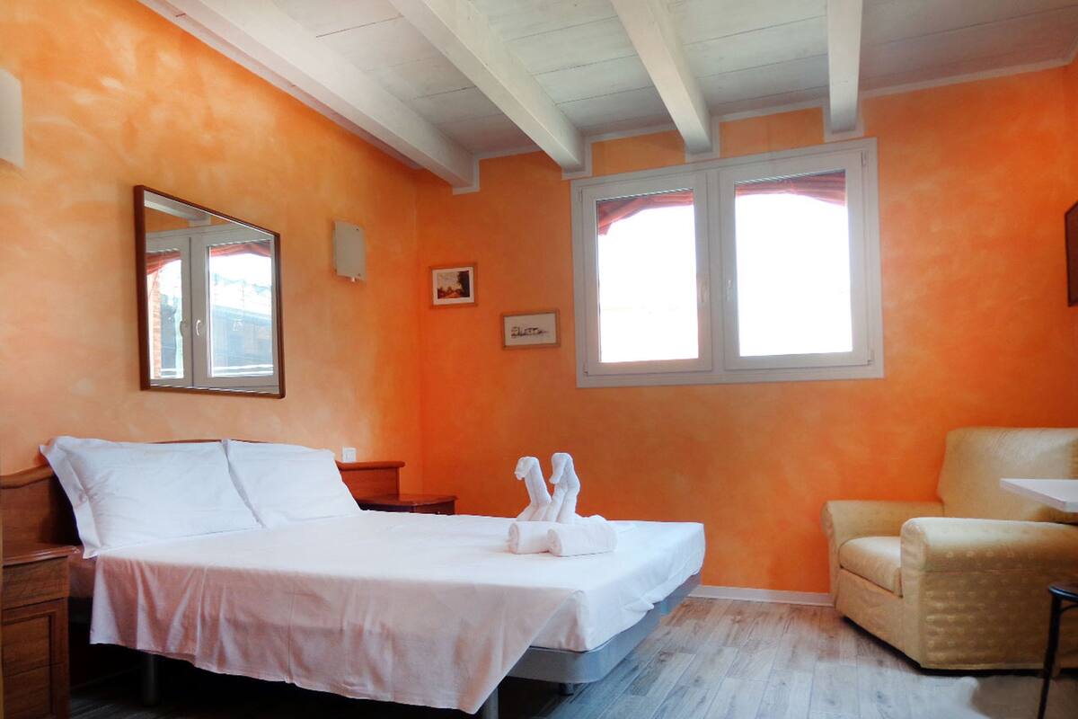 Chambre Standard Double ou avec lits jumeaux