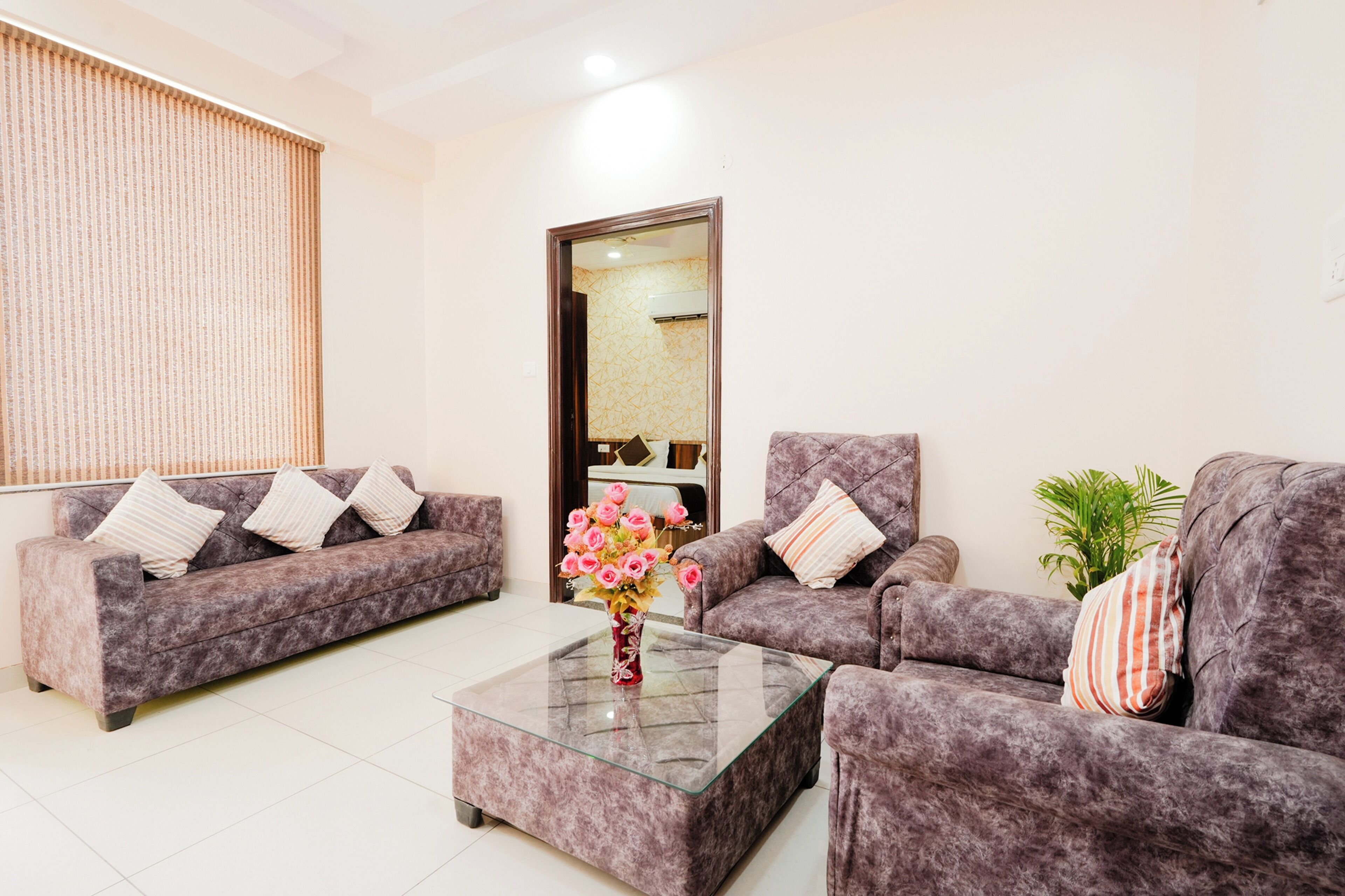 Club Room | In-room safe, desk, free WiFi, bed sheets