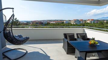 Comfort-Apartment, 1 Schlafzimmer, Terrasse (C8) | Terrasse/Patio