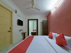 Double or Twin Room | Free WiFi