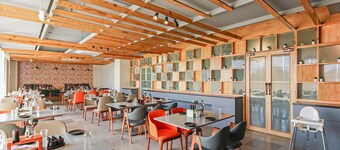 Capital O 23322 Hoysala Inn