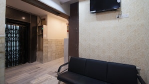 Unclassified image, 4 of 46, button - OYO 22907 Hotel Holiday (Hyderabad)